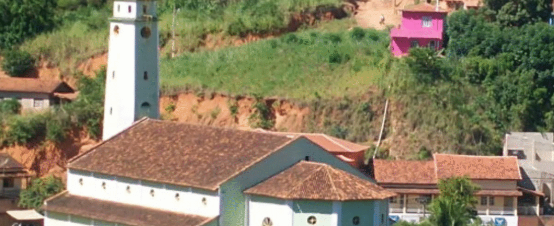 Água Boa: the town of refreshing waters and precious stones