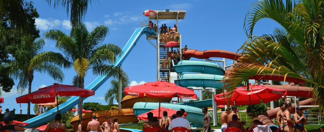 Aguanil: the blue waters and the gateway to the mar de minas